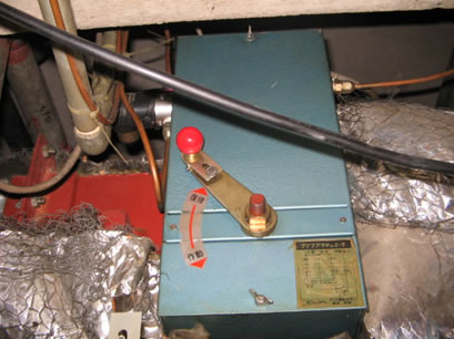 取替前のエア式排煙ダンパー