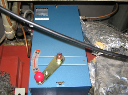 新しく取り付けたエア式排煙ダンパー