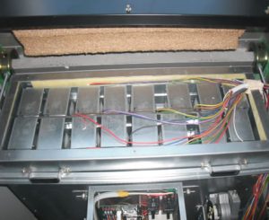 パネルヒーターを元の形に戻します。